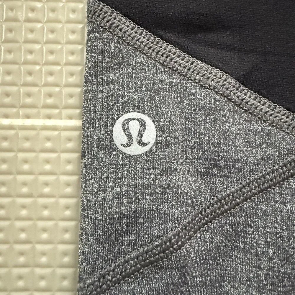 Lululemon Pace Revival Crop‎ Leggings Size 4 Gray & Black EUC